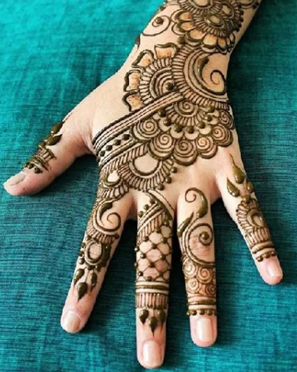 mughlai-Mehandi Design