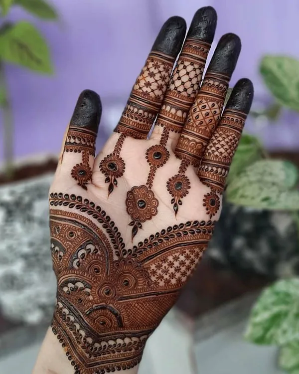 stylish-Mehandi Design